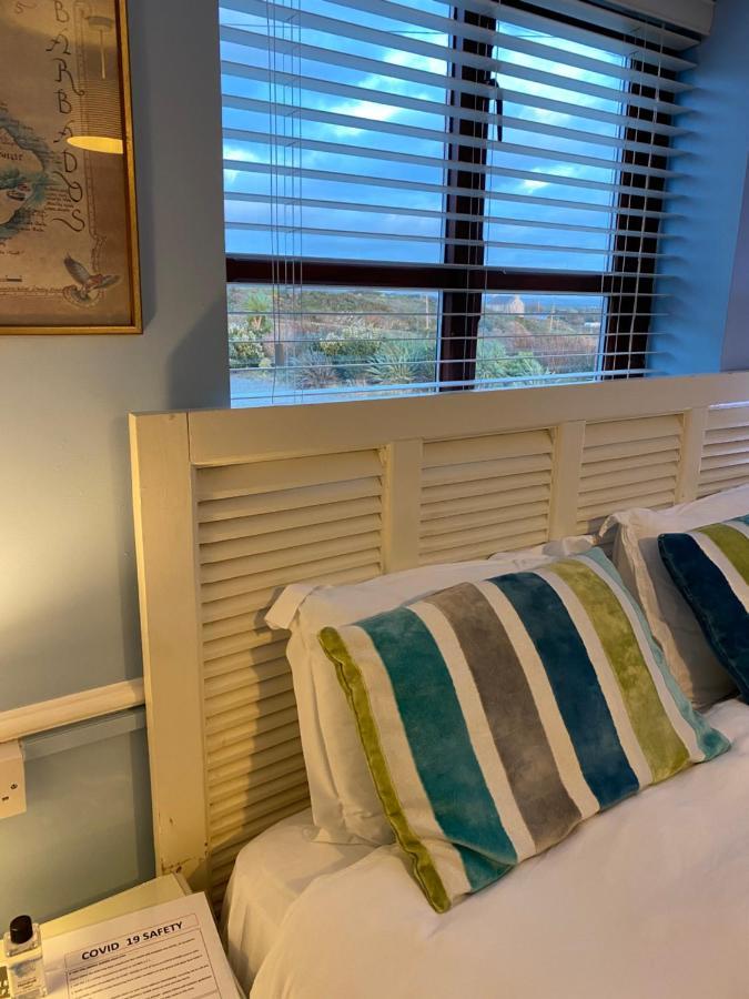 Blackthorn Farm Bed and Breakfast Holyhead Εξωτερικό φωτογραφία