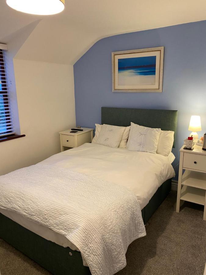 Blackthorn Farm Bed and Breakfast Holyhead Εξωτερικό φωτογραφία