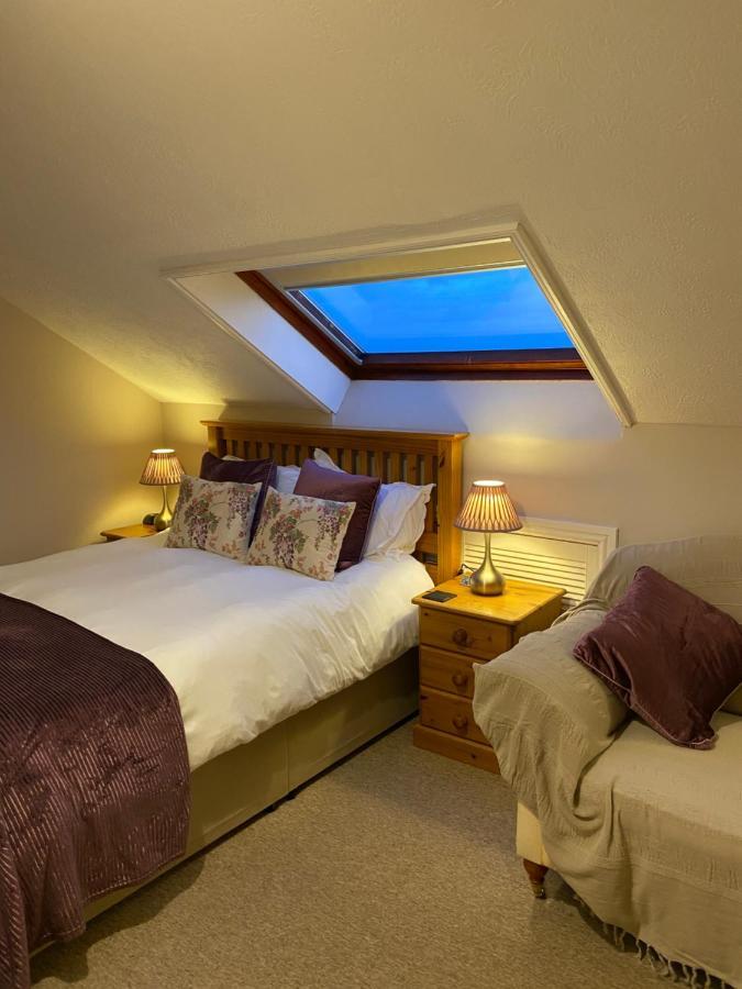 Blackthorn Farm Bed and Breakfast Holyhead Εξωτερικό φωτογραφία