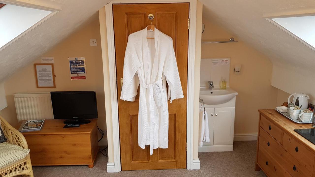 Blackthorn Farm Bed and Breakfast Holyhead Εξωτερικό φωτογραφία
